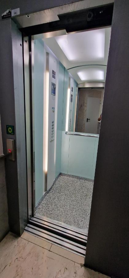 Precioso Apartamento En Centro グラナダ エクステリア 写真